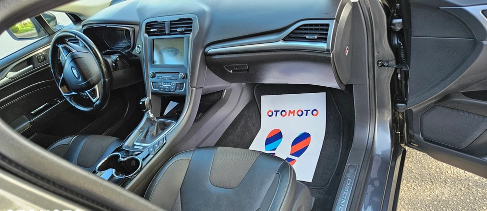Ford Mondeo cena 47900 przebieg: 203500, rok produkcji 2016 z Chojnów małe 326
